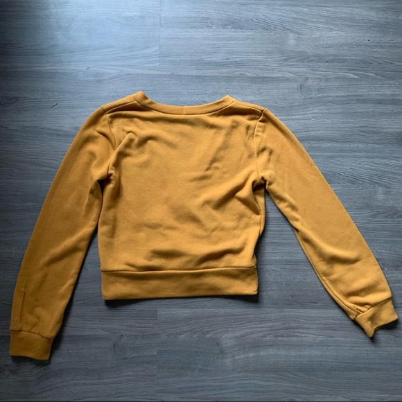 surplice sweater - Picture 2 of 2